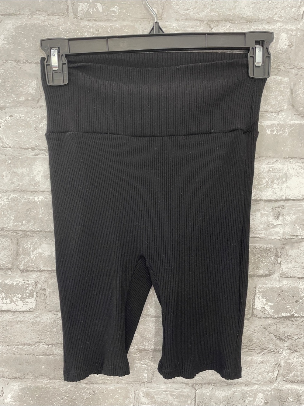 BRIAVIA Noho Black Ribbed Bike Shorts in Black